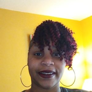 Meet your Posher, Miya